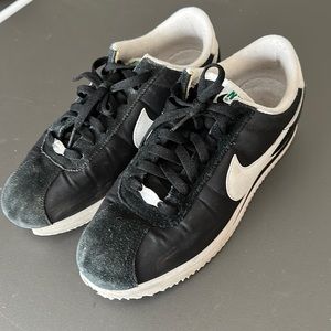 Cortez men’s size 8.5 original